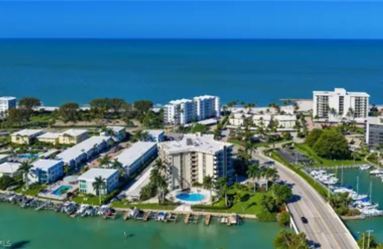 2150 GULF SHORE BLVD 609, NAPLES, FL, 34..., Naples, FL 34102