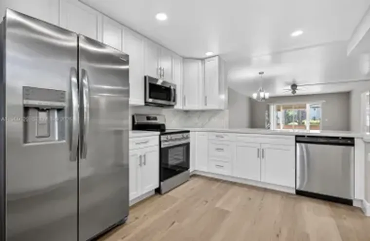 12500 SW 5TH CT 109M, PEMBROKE PINES, FL..., Pembroke Pines, FL 33027