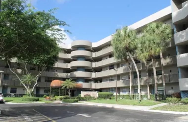 1100 COLONY POINT CIR 314, PEMBROKE PINE..., Pembroke Pines, FL 33026
