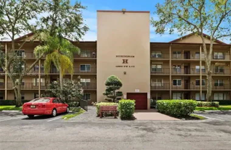 12950 SW 4TH CT 312H, PEMBROKE PINES, FL..., Pembroke Pines, FL 33027