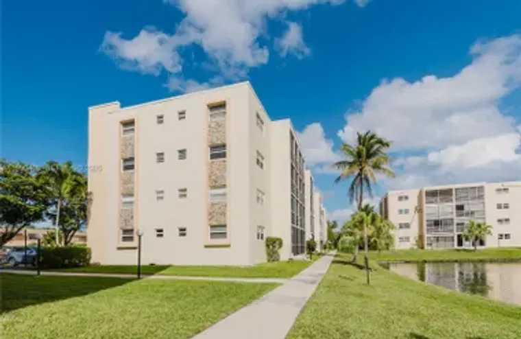 424 SE 10TH ST 204, DANIA BEACH, FL, 330..., Dania Beach, FL 33004