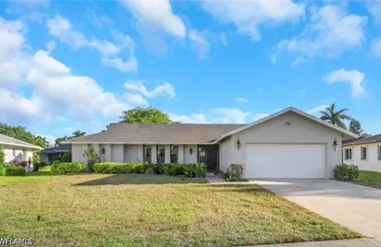 105 MONTAUBON CT, NAPLES, FL, 34112, Naples, FL 34112