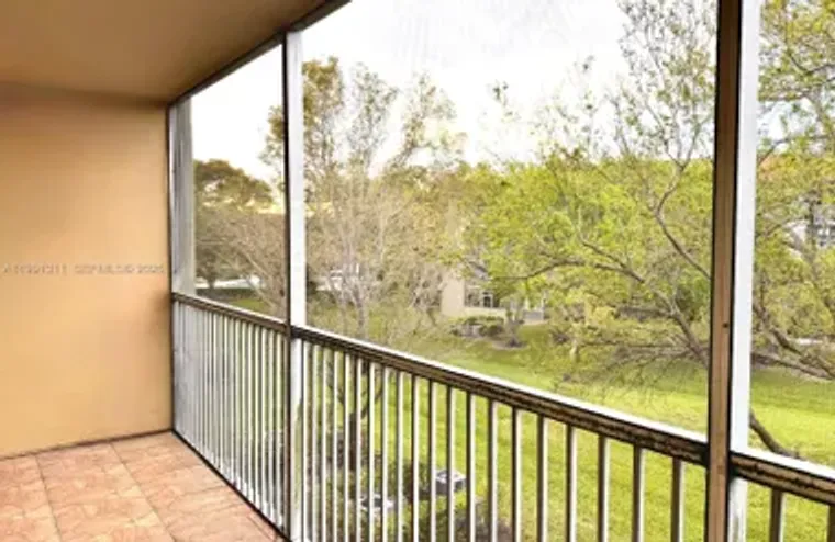 13355 SW 9TH CT 313H, PEMBROKE PINES, FL..., Pembroke Pines, FL 33027