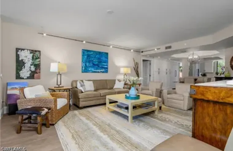 7225 PELICAN BAY BLVD 302, NAPLES, FL, 3..., Naples, FL 34108