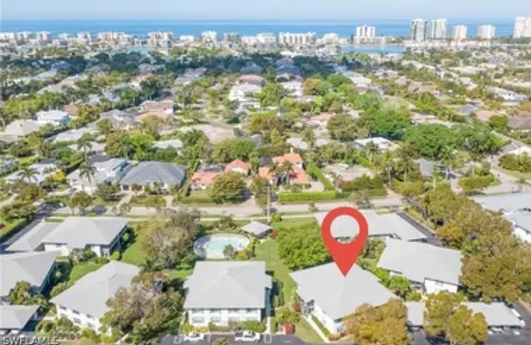 3300 BINNACLE DR 205, NAPLES, FL, 34103, Naples, FL 34103