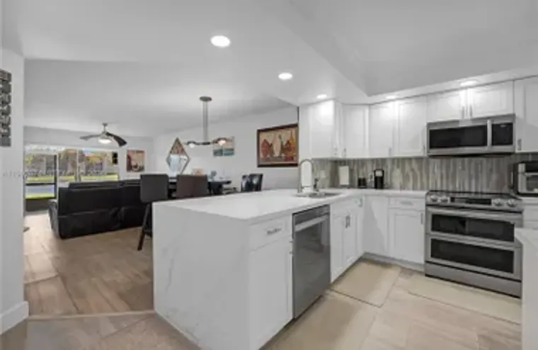 850 SW 138TH AVE 111D, PEMBROKE PINES, F..., Pembroke Pines, FL 33027