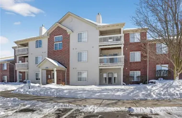 1720 WATERSTONE BLVD 207, MIAMISBURG, OH..., Miamisburg, OH 45342