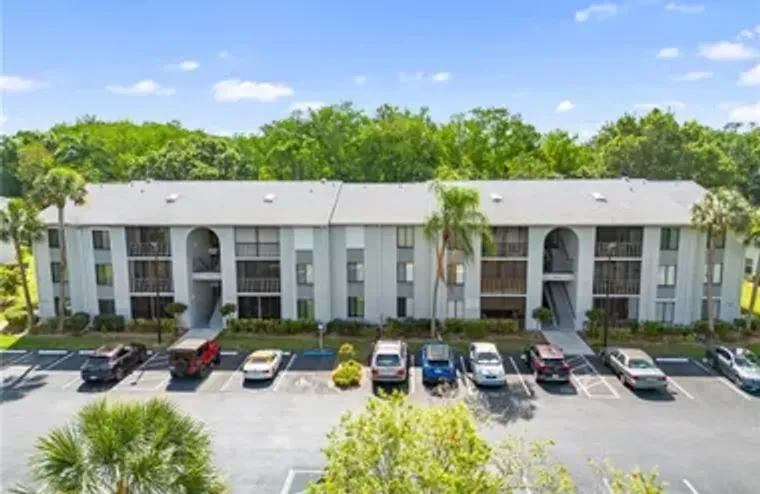 9540 GREEN CYPRESS LN 10-B2, FORT MYERS,..., Fort Myers, FL 33905