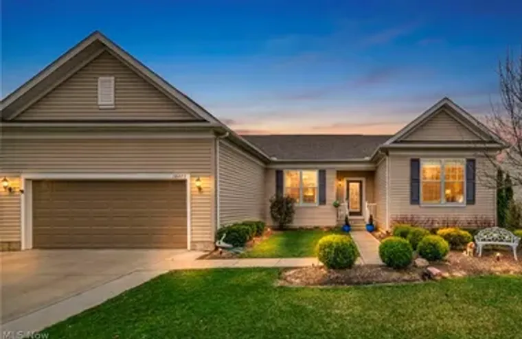 38475 KINGSBURY DR, NORTH RIDGEVILLE, OH..., North Ridgeville, OH 44039