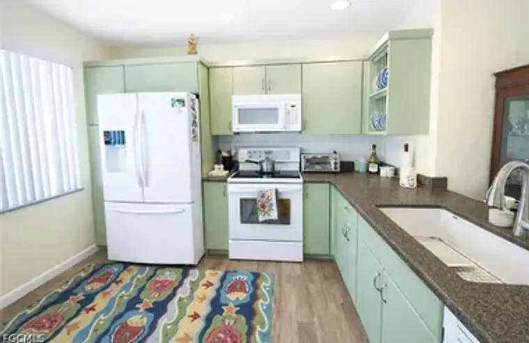 11060 CARAVEL CIR 201, FORT MYERS, FL, 3..., Fort Myers, FL 33908