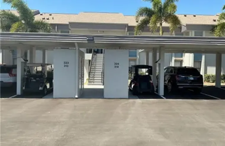 5805 TRAILWINDS DR 314, FORT MYERS, FL, ..., Fort Myers, FL 33907