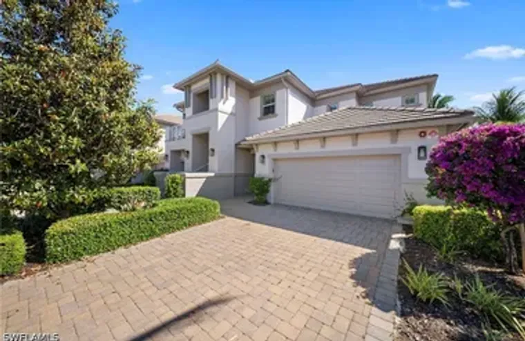 8030 SIGNATURE CLUB CIR 102, NAPLES, FL,..., Naples, FL 34113