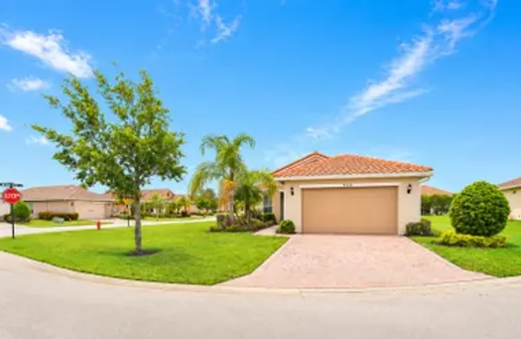 10250 SW SILVERBERRY CT, PORT ST LUCIE, ..., Port St Lucie, FL 34987