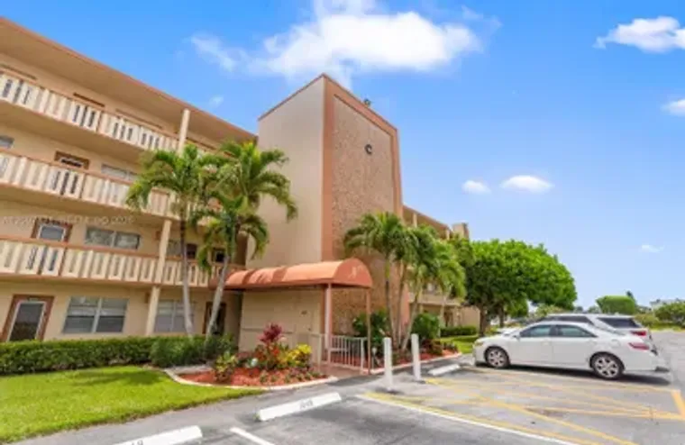 2050 NEWCASTLE C 2050, BOCA RATON, FL, 3..., Boca Raton, FL 33434