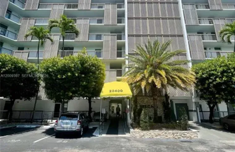 20400 W COUNTRY CLUB DR 608, AVENTURA, F..., Aventura, FL 33180