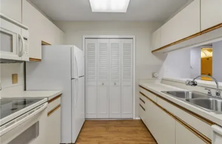18 PLANTATION DR 204, VERO BEACH, FL, 32..., Vero Beach, FL 32966