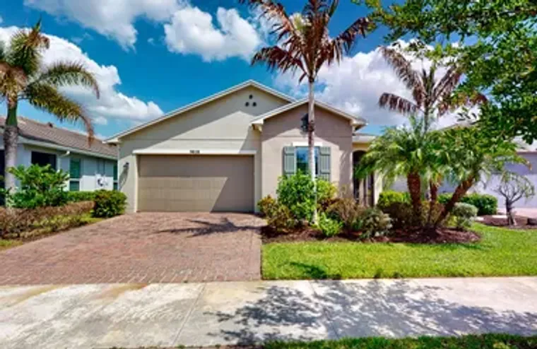 9828 SW TRUMPET TREE CIR, PORT ST LUCIE,..., Port St Lucie, FL 34987
