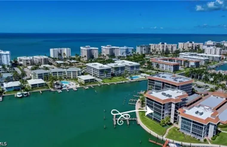 222 HARBOUR DR 301, NAPLES, FL, 34103, Naples, FL 34103