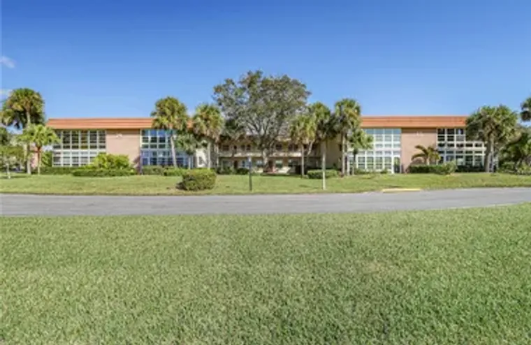 29 VISTA GARDENS TRL 203, VERO BEACH, FL..., Vero Beach, FL 32962