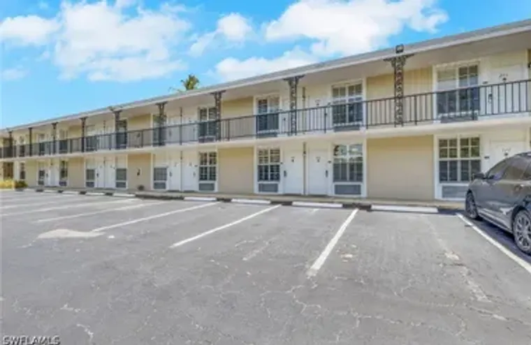 2555 TAMIAMI TRL 115, NAPLES, FL, 34103, Naples, FL 34103
