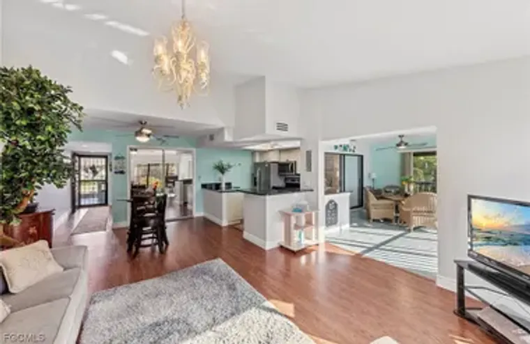 5970 TRAILWINDS DR APT 121, FORT MYERS, ..., Fort Myers, FL 33907