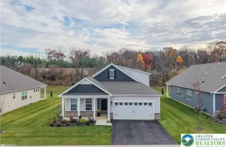 8012 CENTURY BLVD, BREINIGSVILLE, PA, 18..., Breinigsville, PA 18031