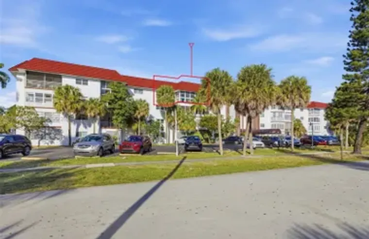 2061 NW 47TH TER 402, LAUDERHILL, FL, 33..., Lauderhill, FL 33313