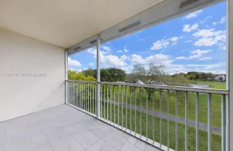 13450 SW 3RD ST 408D, PEMBROKE PINES, FL..., Pembroke Pines, FL 33027