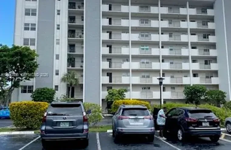 5860 NW 44TH ST 102, LAUDERHILL, FL, 333..., Lauderhill, FL 33319