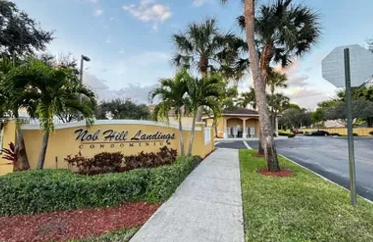 9905 WESTWOOD DR 34-3, TAMARAC, FL, 3332..., Tamarac, FL 33321