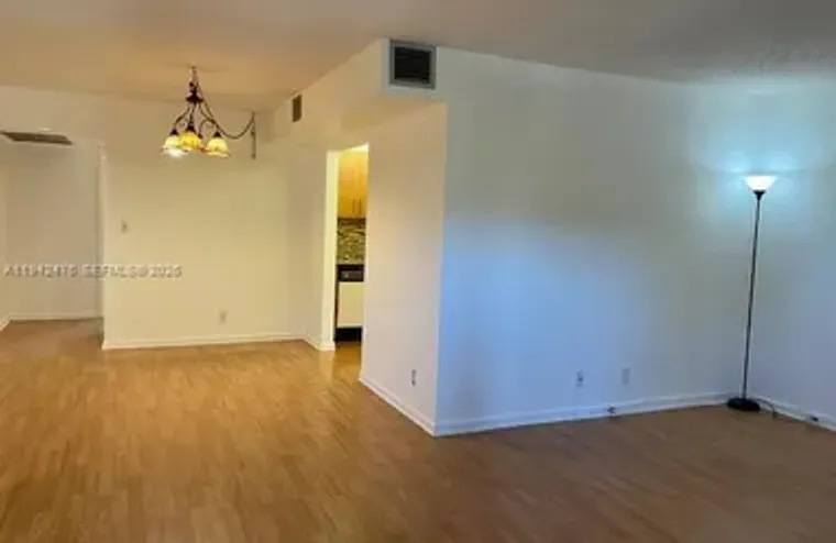 1902 BERMUDA CIR E2, COCONUT CREEK, FL, ..., Coconut Creek, FL 33066