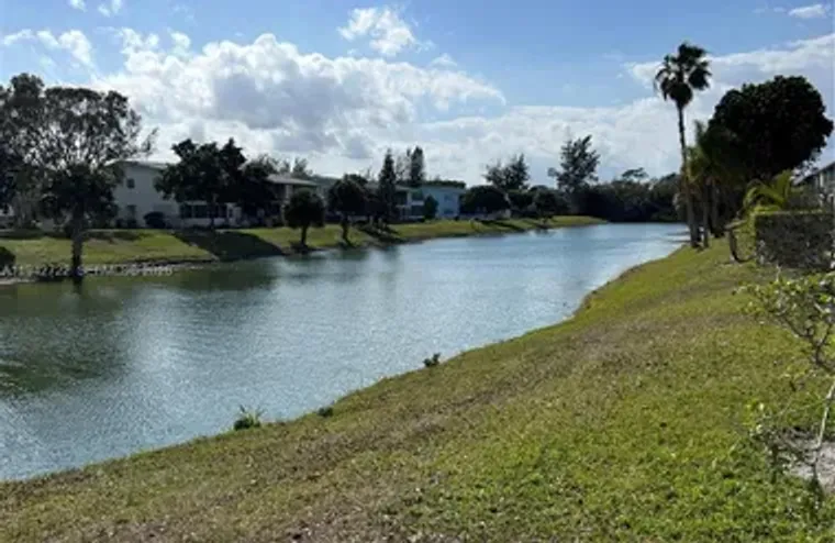 38 NORTHAMPTON B 38, WEST PALM BEACH, FL..., West Palm Beach, FL 33417