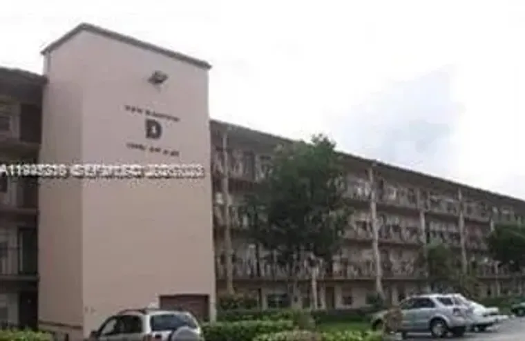 13450 SW 3RD ST 405D, PEMBROKE PINES, FL..., Pembroke Pines, FL 33027