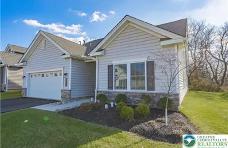 3855 VICTORS WAY, BETHLEHEM TWP, PA, 180..., Bethlehem Twp, PA 18045
