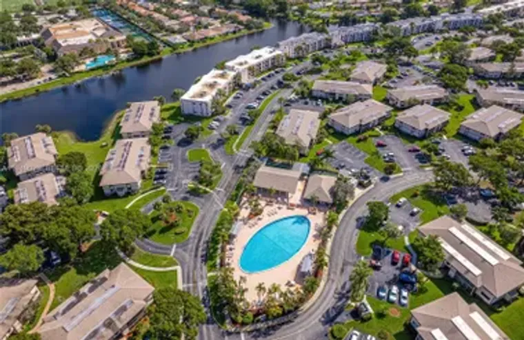 9411 S BELFORT CIR 208, TAMARAC, FL, 333..., Tamarac, FL 33321