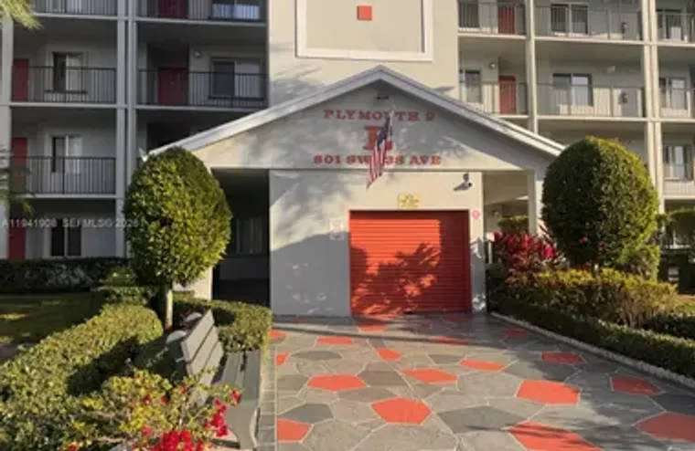 801 SW 138TH AVE 106E, PEMBROKE PINES, F..., Pembroke Pines, FL 33027