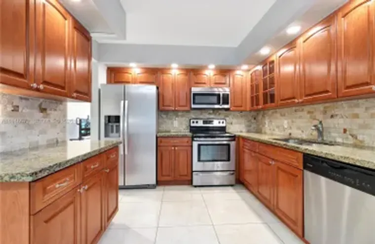 12850 SW 4TH CT I115, PEMBROKE PINES, FL..., Pembroke Pines, FL 33027