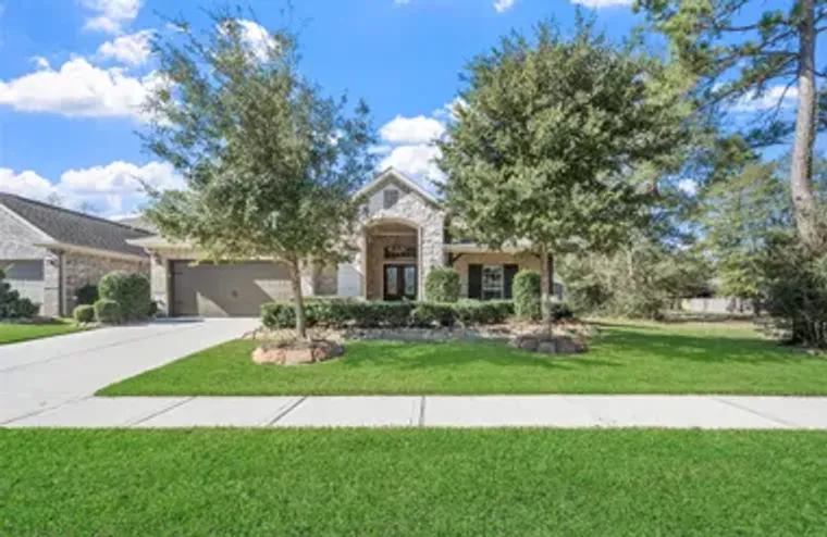 4 S SANDBELLS PARK LN, MONTGOMERY, TX, 7..., Montgomery, TX 77316