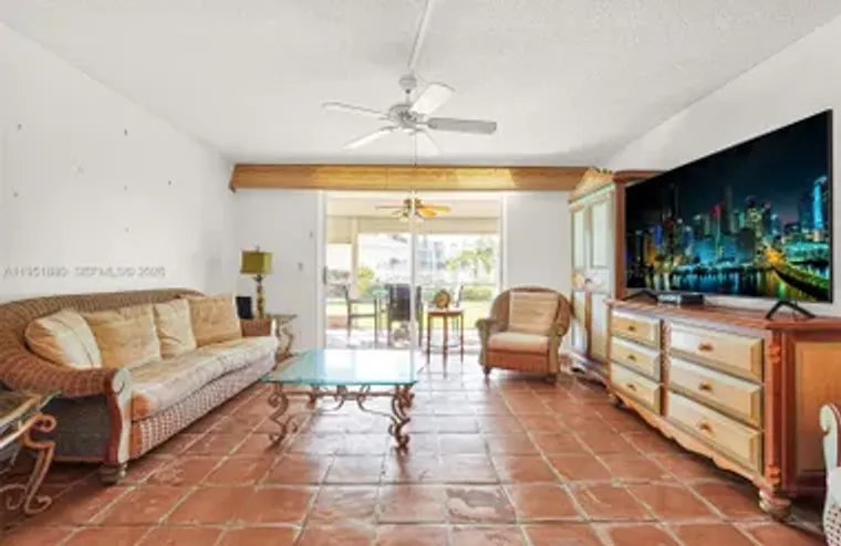 314 SE 10TH ST 103, DANIA BEACH, FL, 330..., Dania Beach, FL 33004