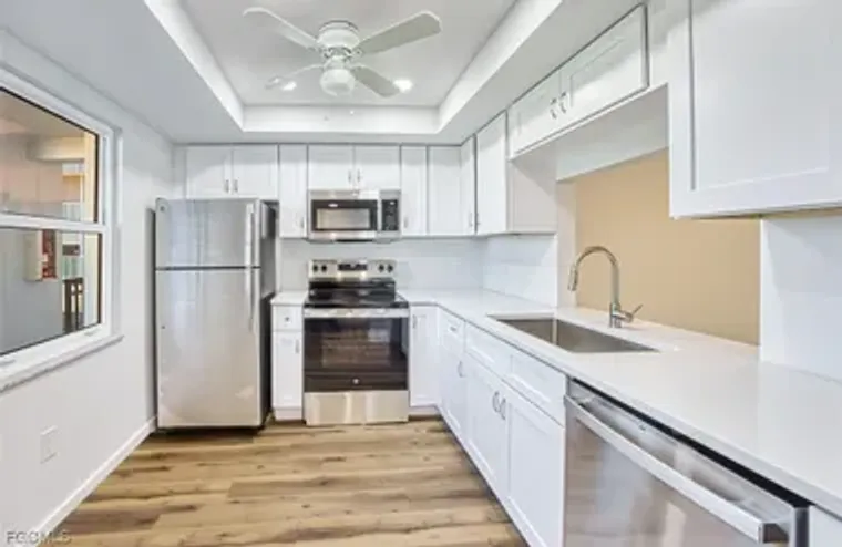 1740 PINE VALLEY DR 215, FORT MYERS, FL,..., Fort Myers, FL 33907