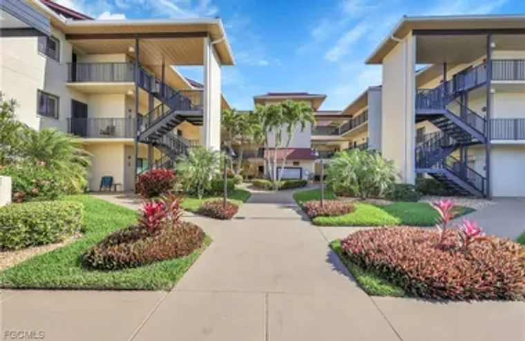 11220 CARAVEL CIR 202, FORT MYERS, FL, 3..., Fort Myers, FL 33908