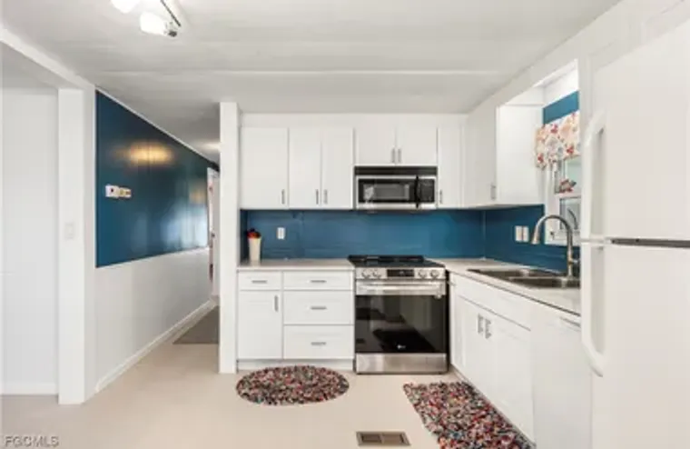 5513 SALEM LN, NORTH FORT MYERS, FL, 339..., North Fort Myers, FL 33917