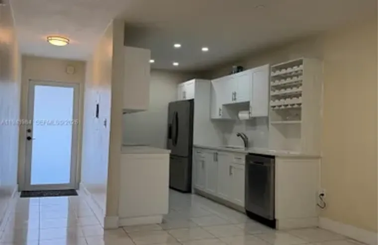 300 NE 191ST ST APT 219, MIAMI, FL, 3317..., Miami, FL 33179