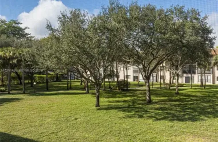 6085 N SABAL PALM BLVD 208, TAMARAC, FL,..., Tamarac, FL 33319