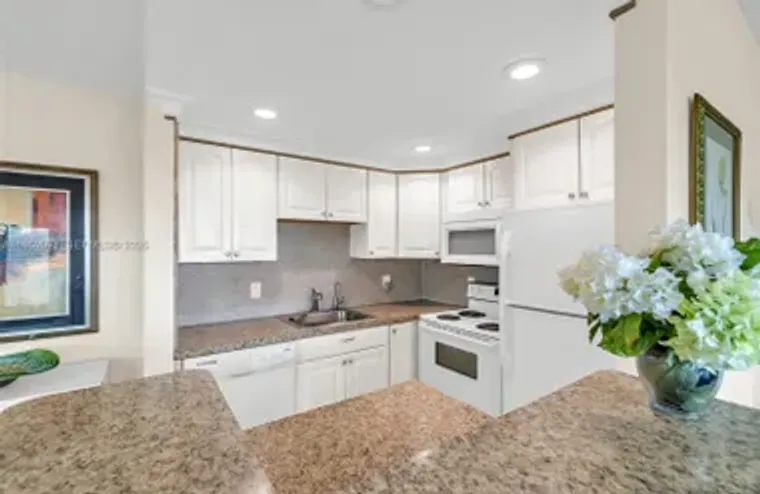 391 GRANTHAM F 391, DEERFIELD BEACH, FL,..., Deerfield Beach, FL 33442