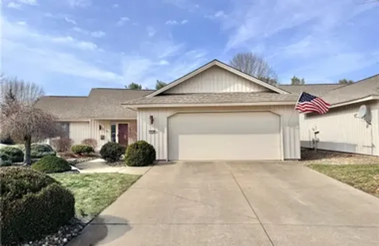 33162 EAGLES GLEN CT, NORTH RIDGEVILLE, ..., North Ridgeville, OH 44039