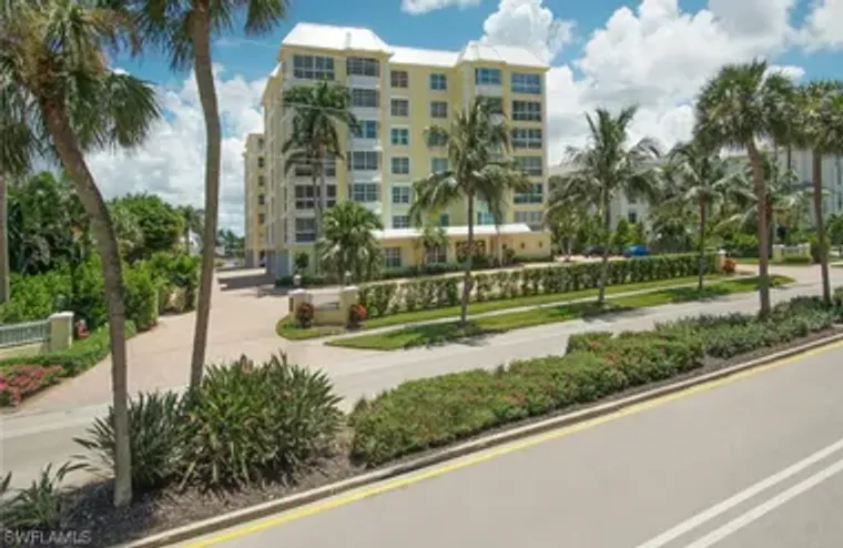 1900 GULF SHORE BLVD 303, NAPLES, FL, 34..., Naples, FL 34102