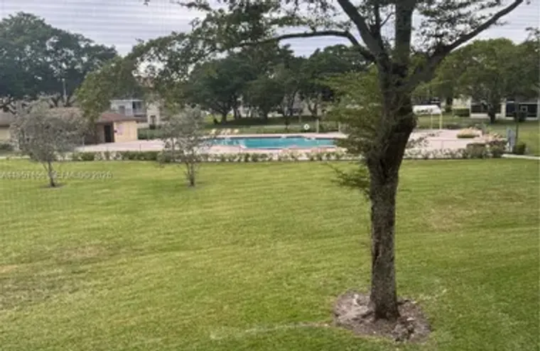 200 SW 132ND WAY APT 207L, PEMBROKE PINE..., Pembroke Pines, FL 33027