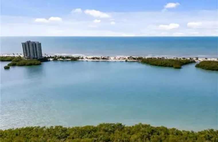 5555 HERON POINT DR 401, NAPLES, FL, 341..., Naples, FL 34108