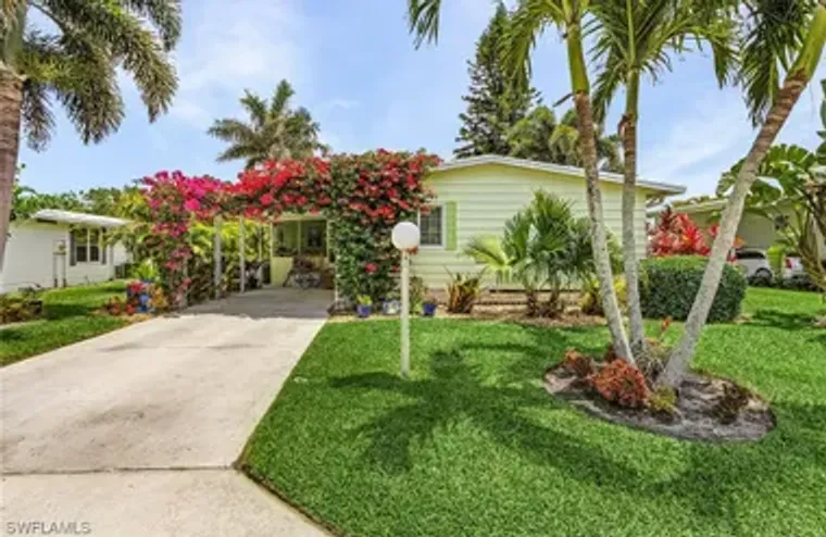 604 CHARLEMAGNE BLVD, NAPLES, FL, 34112, Naples, FL 34112